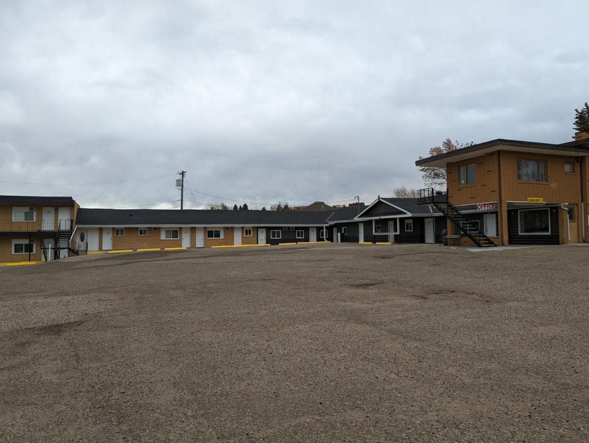 מדיסין הט Riverside Motel מראה חיצוני תמונה
